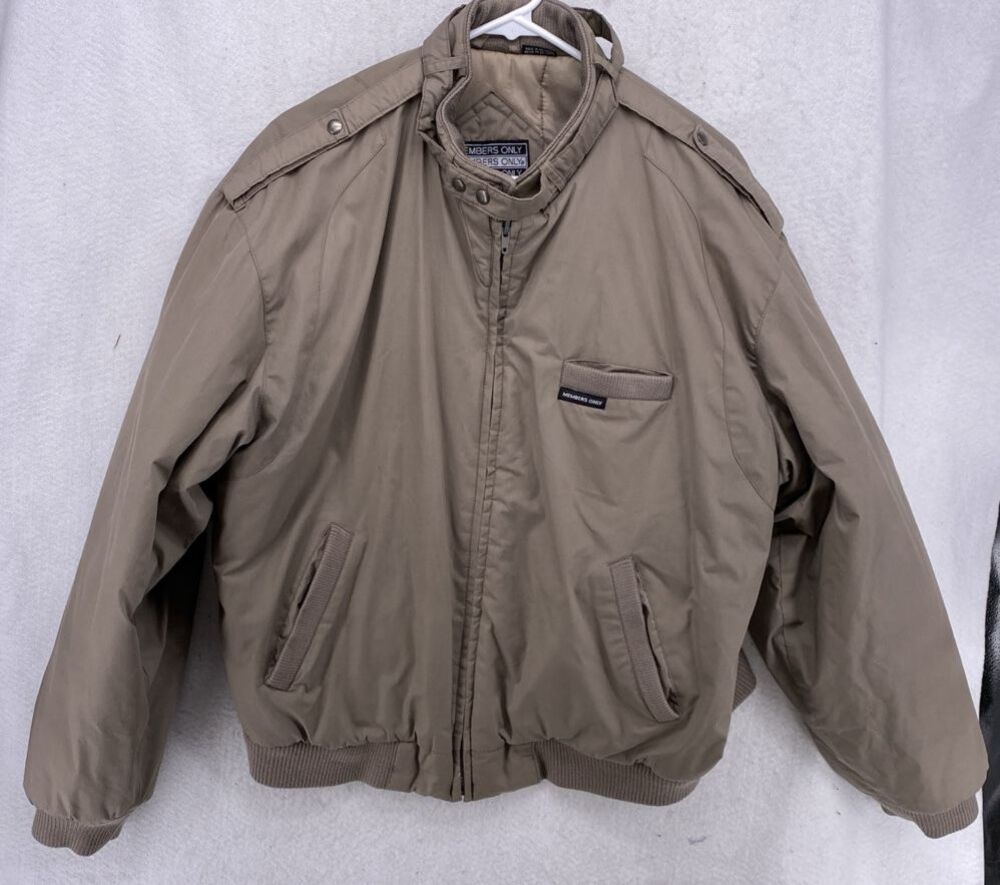 Vintage Members Only Jacket Mens Large Beige Tan Iconic Bomber Café Racer Coat L